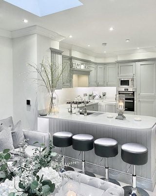 Ylellistä tunnelmaa ja harmaan kauniita sävyjä